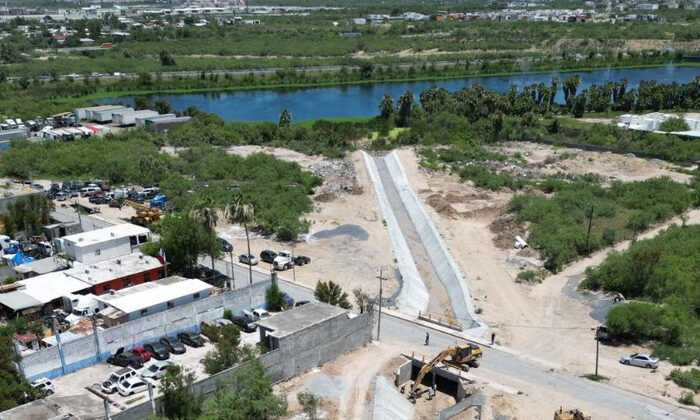 Registra avance la construcción de canal pluvial en Nuevo Laredo
