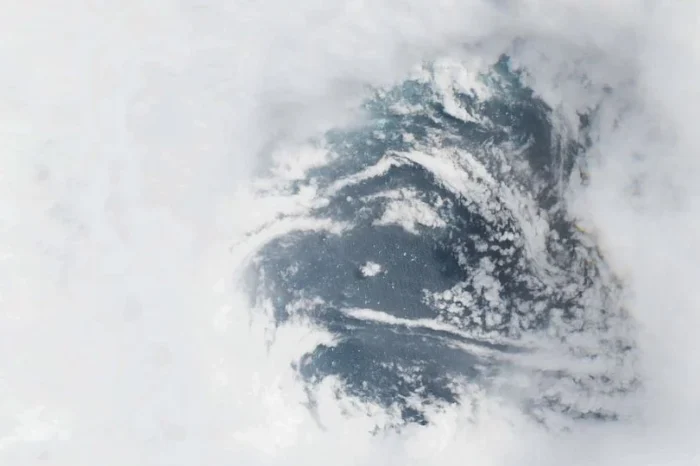 Beryl: Así es el ojo del huracán categoría 4 que se acerca a México