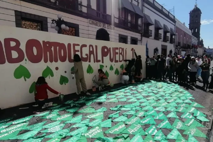 Congreso de Puebla aprueba despenalización del aborto