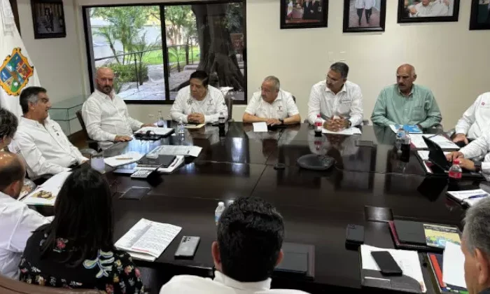 Activa Gobernador alerta por posible llegada de Beryl