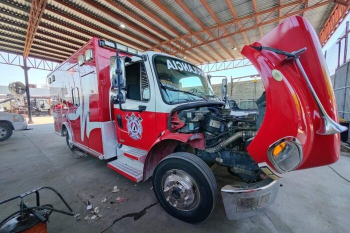 Carmen Lilia Canturosas miente: entrega equipo obsoleto y viejo a los Bomberos