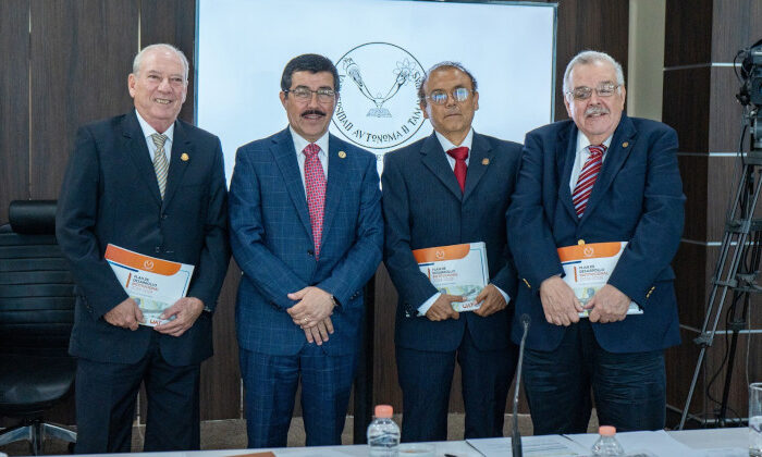 Presenta el rector informe financiero ante patronato UAT
