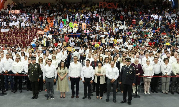 Reconoce Américo avances de la UAT y da banderazo al nuevo ciclo