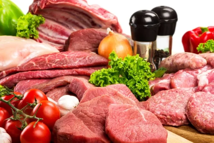 Mueren 3 y 40 son hospitalizados por brote de listeria en embutidos en EU