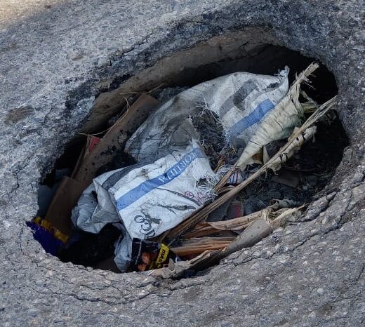 Se hunde de nuevo la calle Amado Nervo: la mala calidad en las reparaciones es evidente