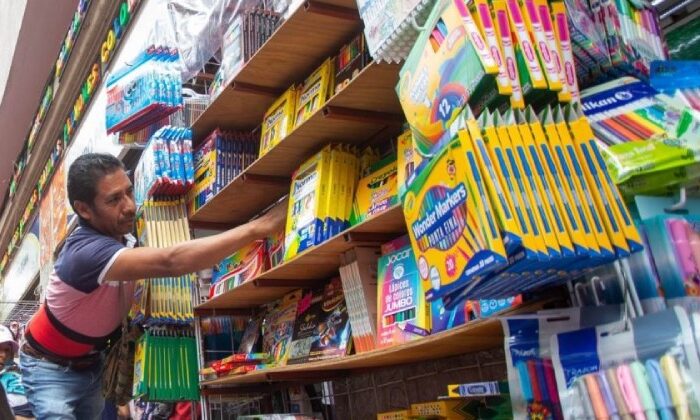 Profeco alerta de aumentos injustificados en útiles escolares