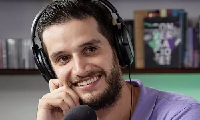 Seguidores de Adrián Marcelo piden a su esposa sacarlo de LCDLFM2