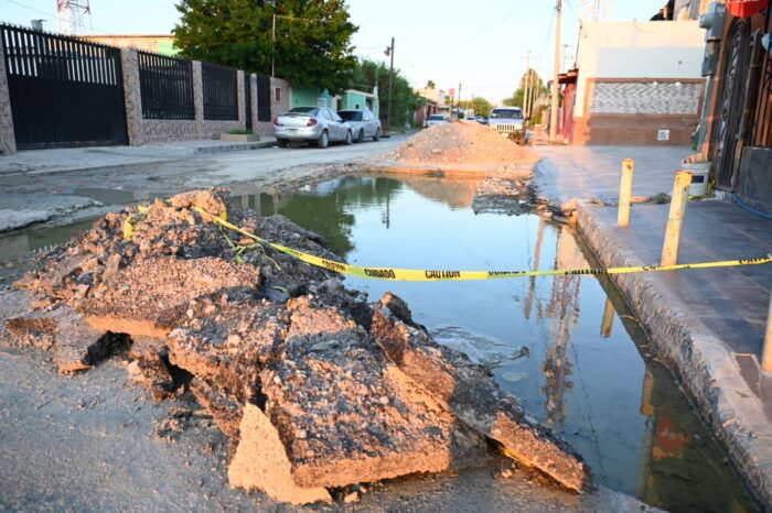 Denuncian abandono municipal en la ciudad: Un caso de bacheo desatendido que agrava la crisis