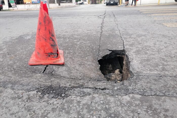 La realidad supera la retórica oficial: Socavones desnudan la falta de infraestructura en Nuevo Laredo