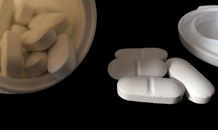 Alertan de lotes falsificados de Aspirina, Desenfriol D y otros analgésicos