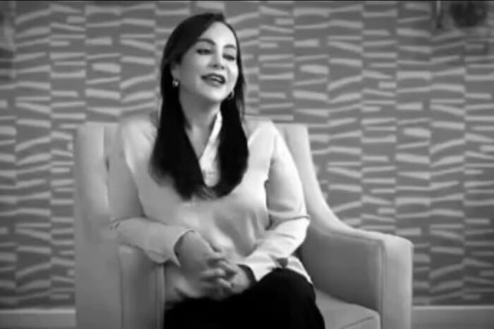 Denuncian que el apoyo a la educación prometido por Carmen Lilia Canturosas es una farsa: uniformes de baja calidad y falta de respaldo en la escuelita de Praderas del Mezquital