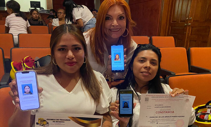 Mujeres tamaulipecas se convierten en traileras con salarios de hasta 60 mil pesos