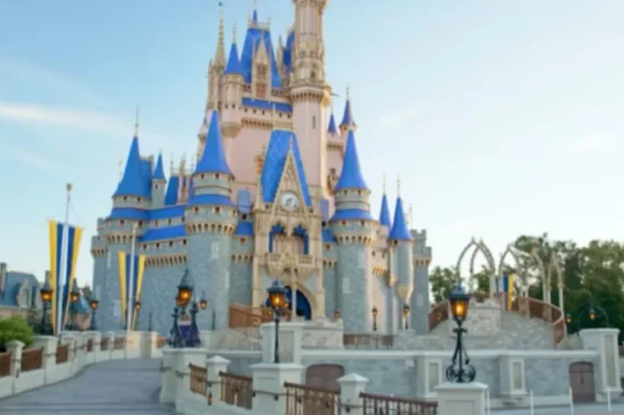 Pelea en Disney, Florida, provoca pánico por temor de tiroteo