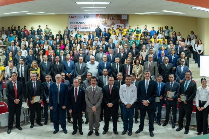 Consolida la UAT formación de ingenieros y científicos
