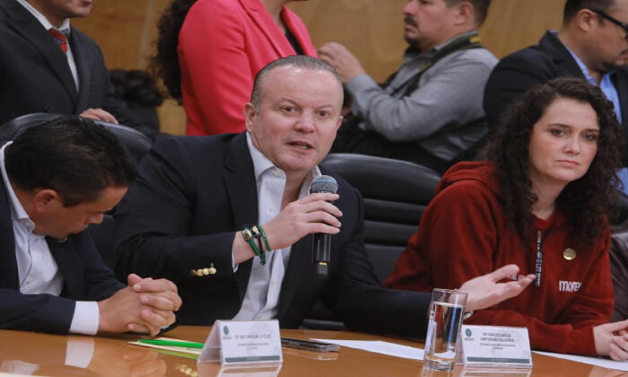 Ocupa Carlos Canturosas puestos estratégicos en comisiones legislativas 