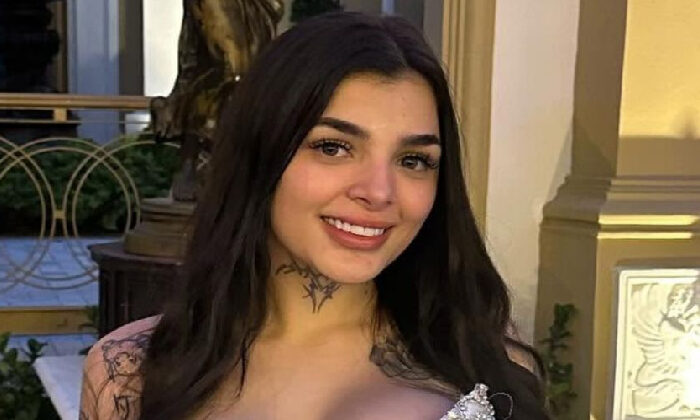 Karely Ruiz responde a quienes las critican por tomarse fotos embarazada