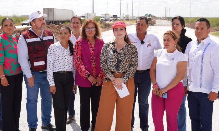 Supervisa alcaldesa y cabildo obra de carretera federal