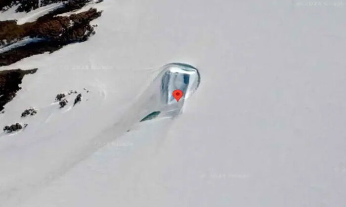 Descubren misteriosa ‘puerta’ en medio de la Antártida