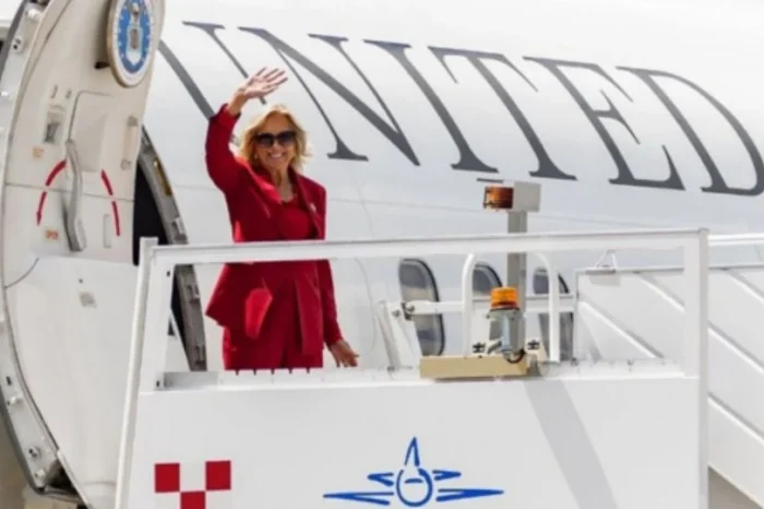 Jill Biden, primera dama de EU, llega a México para la investidura de Claudia Sheinbaum