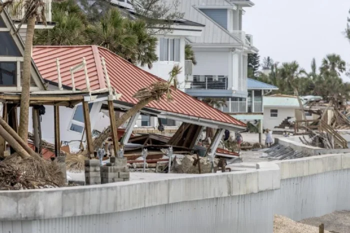 Cerca de 2 millones de usuarios aún sin electricidad en Florida tras el paso de Milton