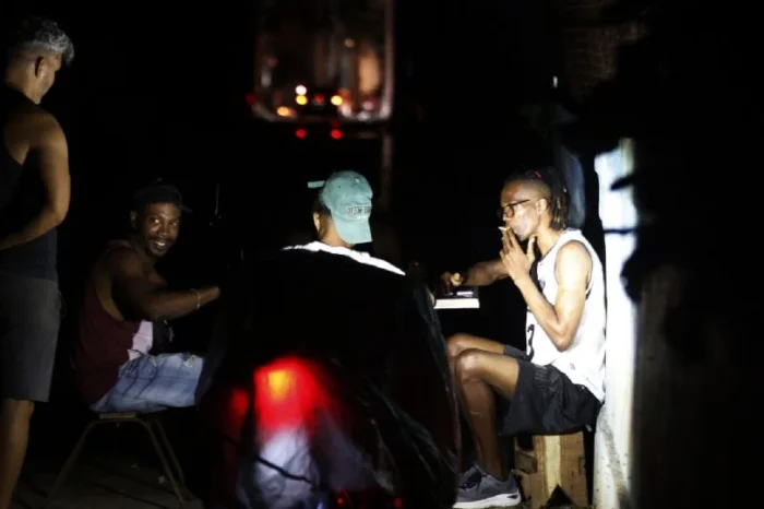 Cuba vuelve a quedarse totalmente sin electricidad tras falla en sistemas