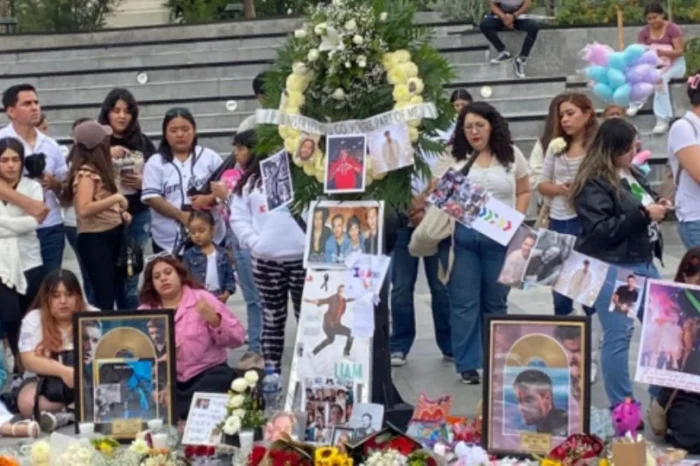 Directioners rinden homenaje a Liam Payne desde la Macroplaza