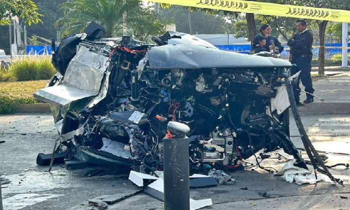 Otra Cybertruck choca y queda destrozada en Jalisco; reportan 4 heridos