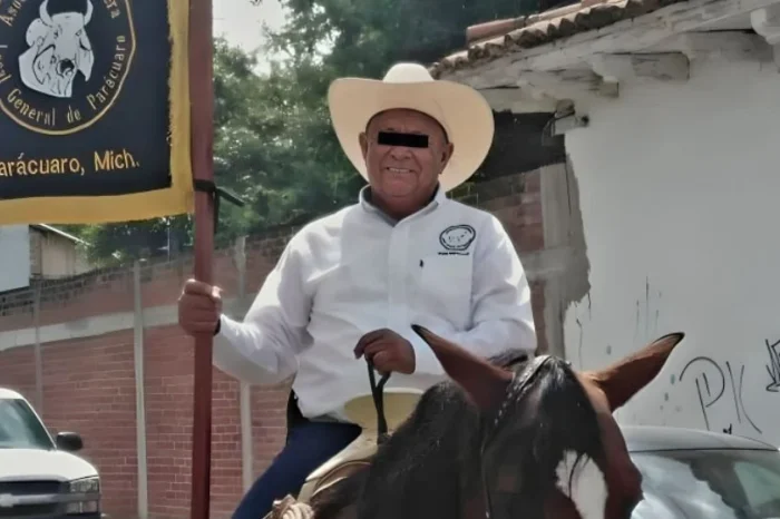 Abuelito cae de caballo y muere aplastado durante Desfile de la Revolución Mexicana