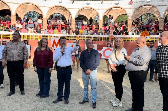 Celebra la UAT 68 aniversario de la Facultad de Comercio Nuevo Laredo