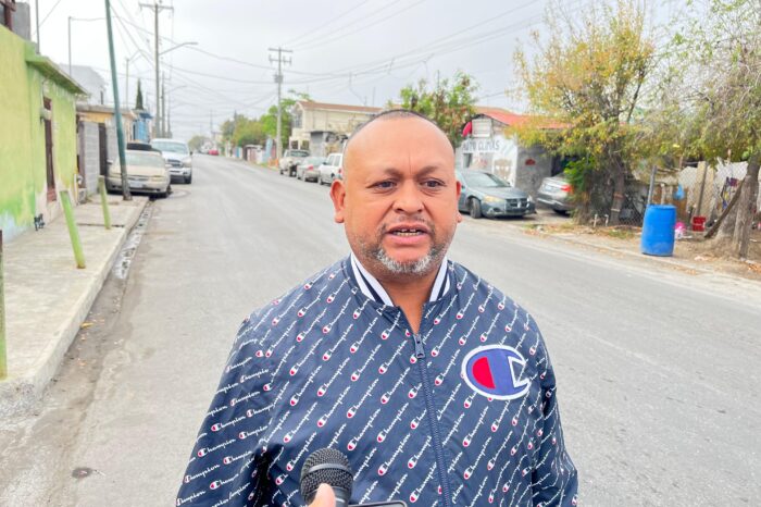 Militares provocan accidente: Amenazan a víctimas, atestigos y huyen.