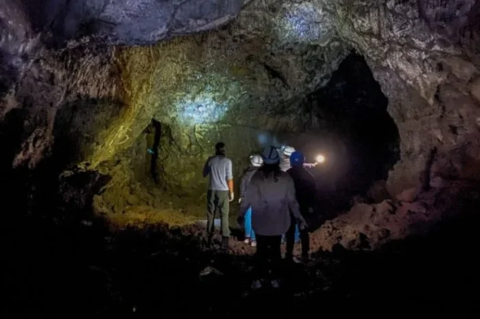 Hallan cuerpo junto a altar satánico en cueva de CDMX