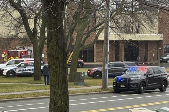 Tiroteo deja 3 personas muertas en escuela cristiana de Wisconsin