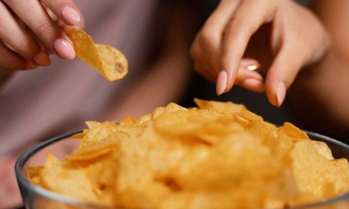 Ante riesgo de salud, retiran esta marca de papas fritas de todas las tiendas