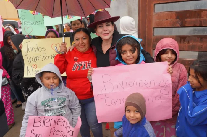 CARMEN LILIA CANTUROSAS ENTREGA OBRAS DE REPAVIMENTACIÓN