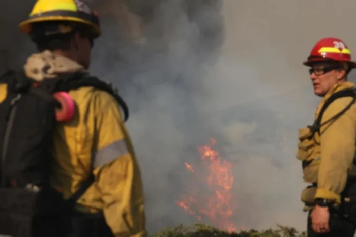 Suben a 24 los muertos en incendios de Los Ángeles