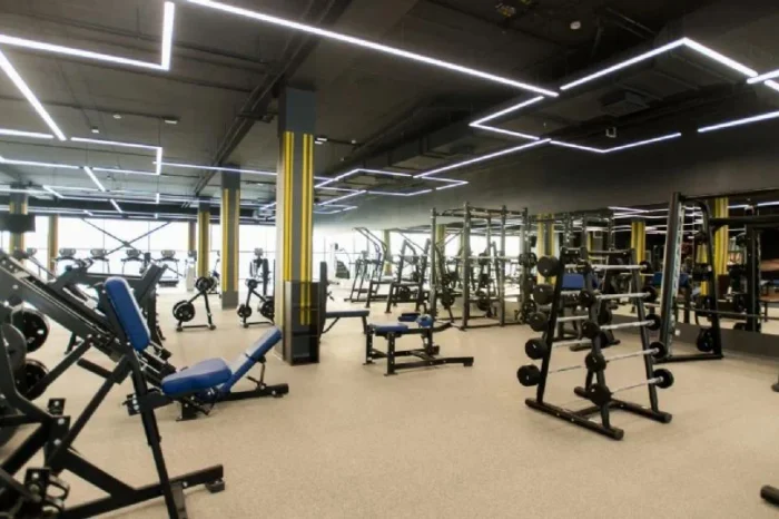 Joven muere tras desvanecerse durante un calentamiento en un gimnasio de Ciudad de México