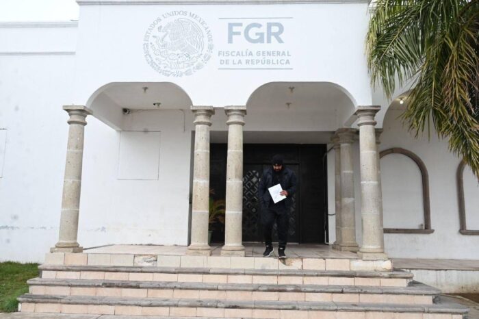 Denuncian a militares ante la FGR por lesiones y robo