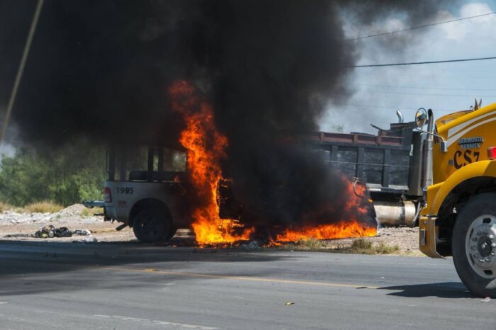 Elementos de la Guardia Estatal provocan grave accidente en la carretera Anáhuac
