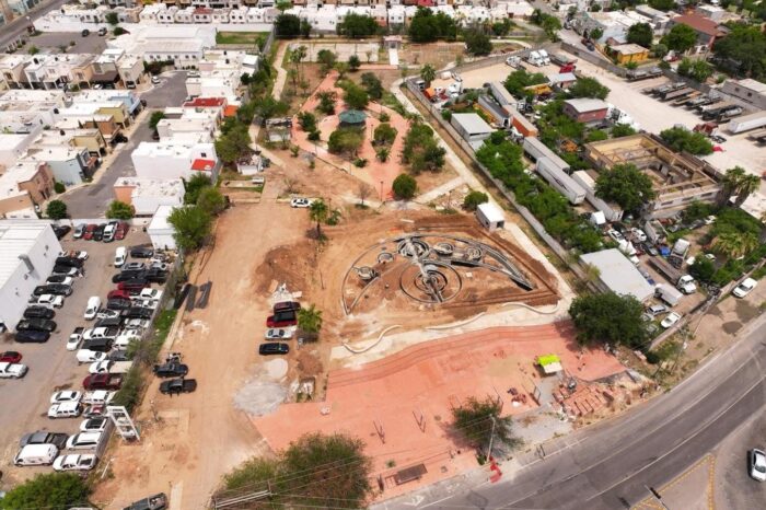 Avanza la construcción de la nueva Plaza de la Mujer en Nuevo Laredo