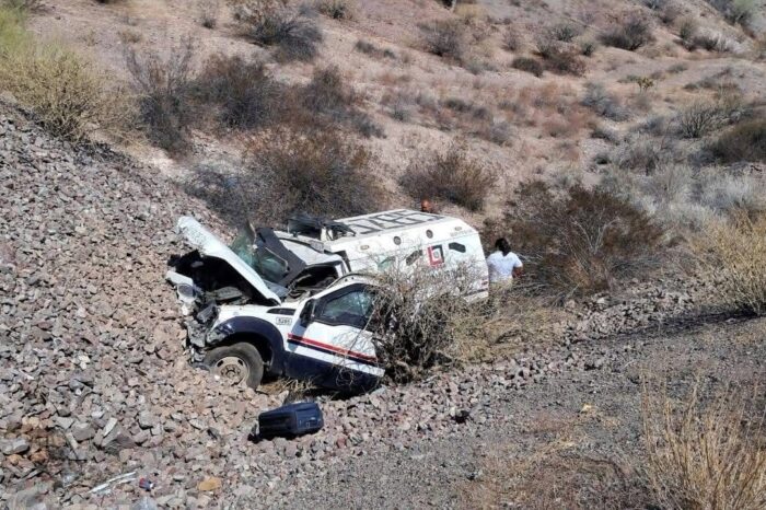 ¡VOLCADURA MORTAL Y ROBO MILLONARIO A CAMIÓN DE SEPSA!