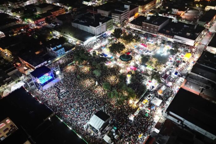 Ciudadanía agradece a Carmen Lilia por un Grito de Independencia inolvidable en Nuevo Laredo