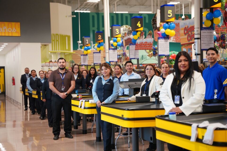 Inauguran la tienda Smart #10 en Nuevo Laredo