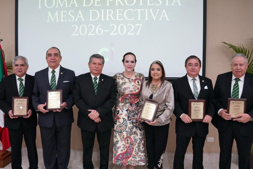 ALCALDESA CARMEN LILIA CANTUROSAS REFRENDA COMPROMISO CON FUERZAS VIVAS PARA IMPULSAR EL DESARROLLO ESTRATÉGICO DE NUEVO LAREDO