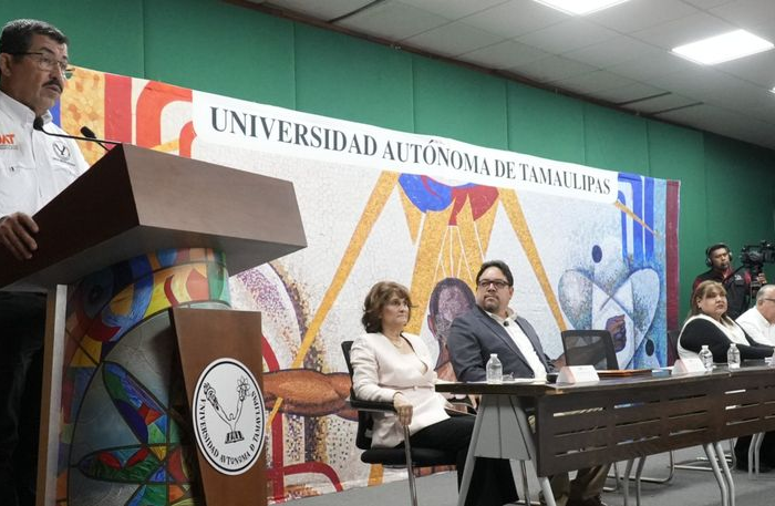 Resguarda la UAT su patrimonio documental y memoria histórica