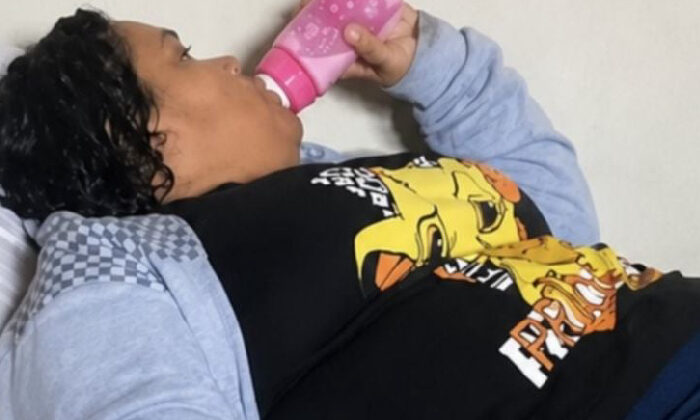 Fingió tener 12 años durante más de un año para ser adoptada; termina detenida en Brasil
