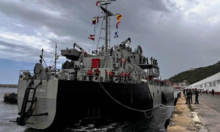 Buques de la Armada de México llegan a Venezuela con 388 toneladas de ayuda humanitaria