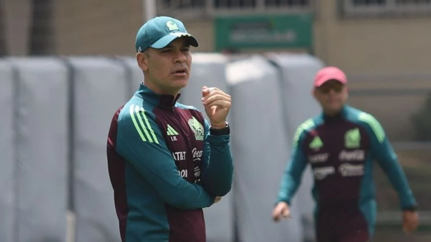Tras la eliminación, Aguirre anuncia a su sucesor en la Selección Mexicana