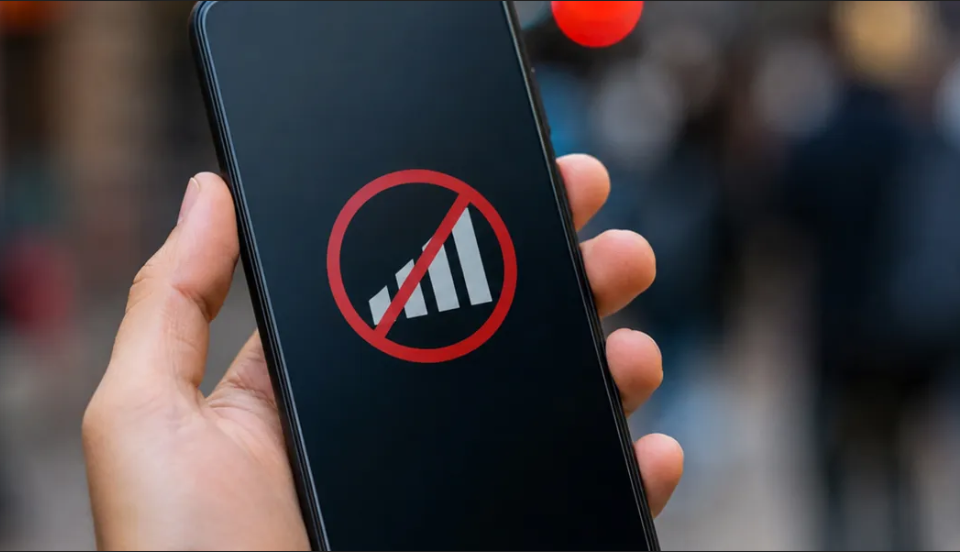 ¡Ya suspenden líneas celulares en México! Estos números son afectados y así puedes recuperar el servicio