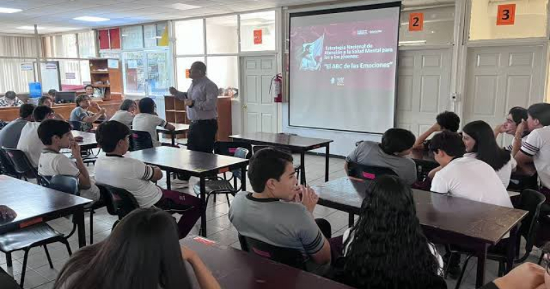Tamaulipas prepara a maestros para detectar ansiedad, estrés y depresión en adolescentes