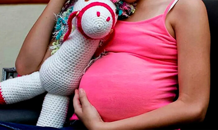 Investigan embarazo de niña de 12 años en Coahuila; tiene 34 semanas de gestación